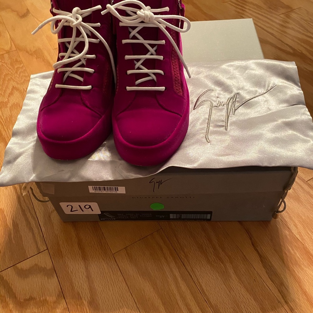 Giuseppe Zanotti Velvet Zipper Mid Top Sneakers